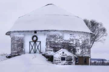 Round-Barn-12.17.22-8059