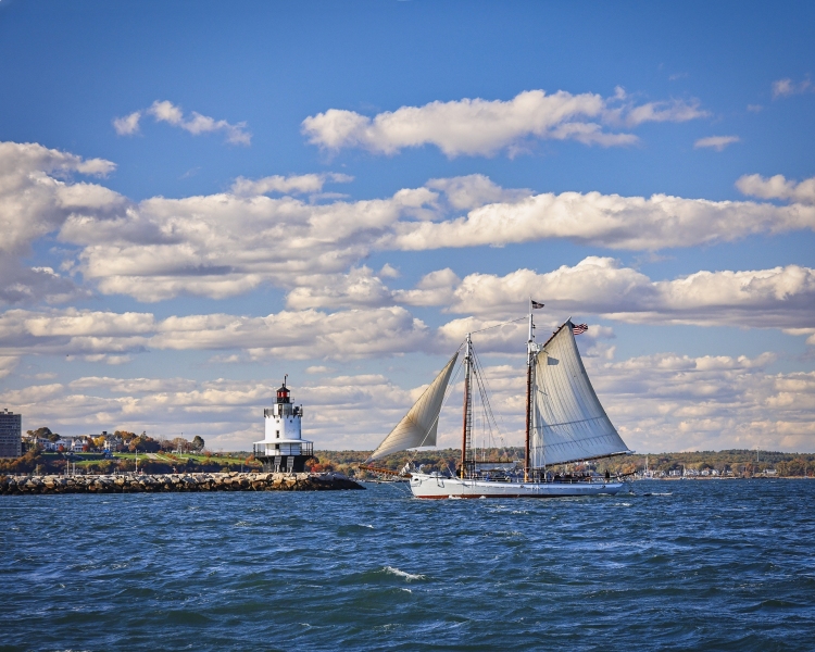 Bug-Lighthouse-and-Schooner-10.19.22-6449