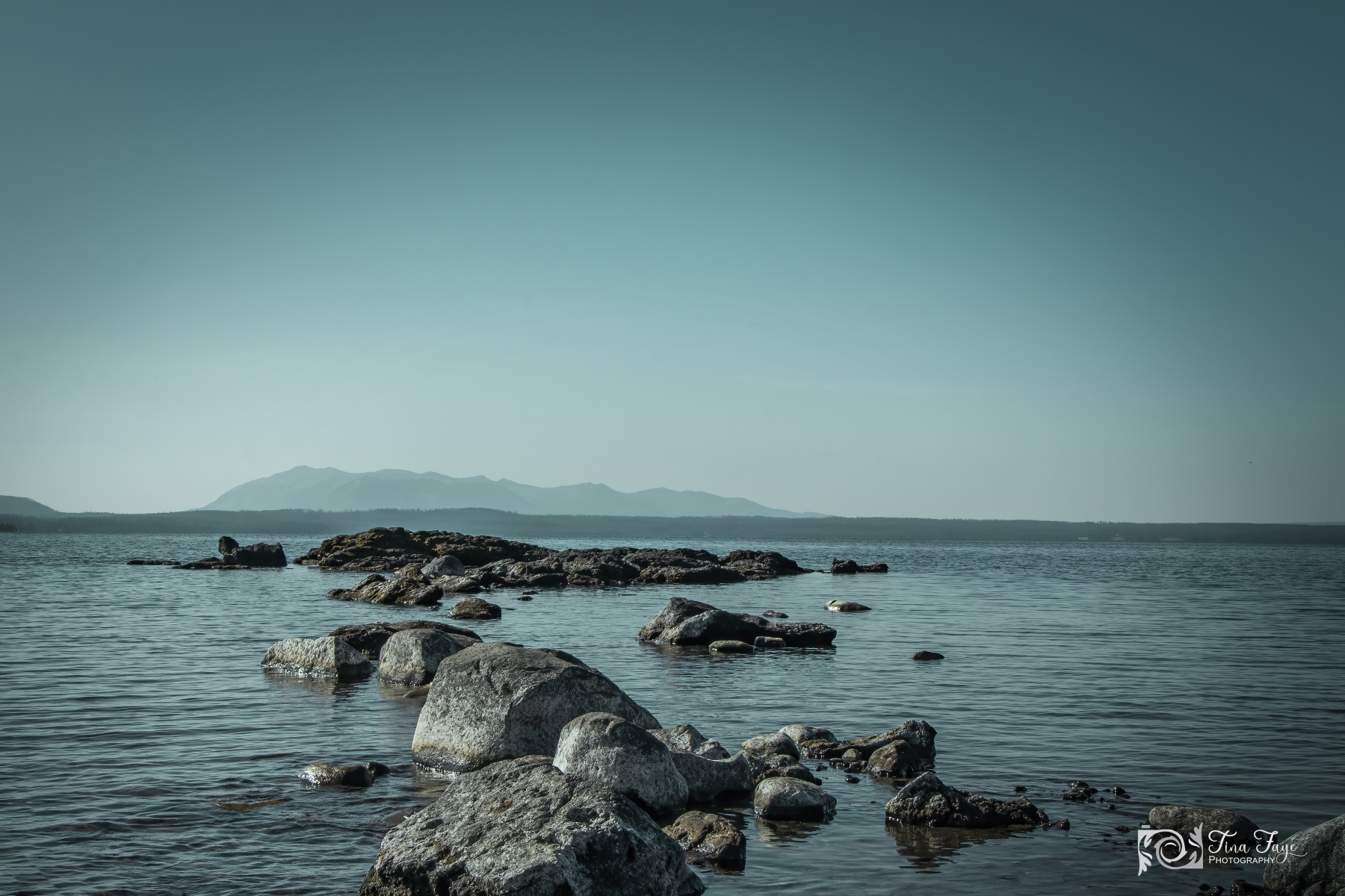 Yellowstone-Lake