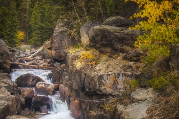 Beartooth-Pass-Waterfall-9.20.20